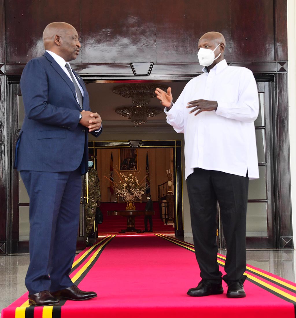 Museveni Meets Lesotho PM15