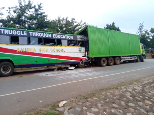 Driver Dies in School Bus Trip, 15 Students Badly Injured